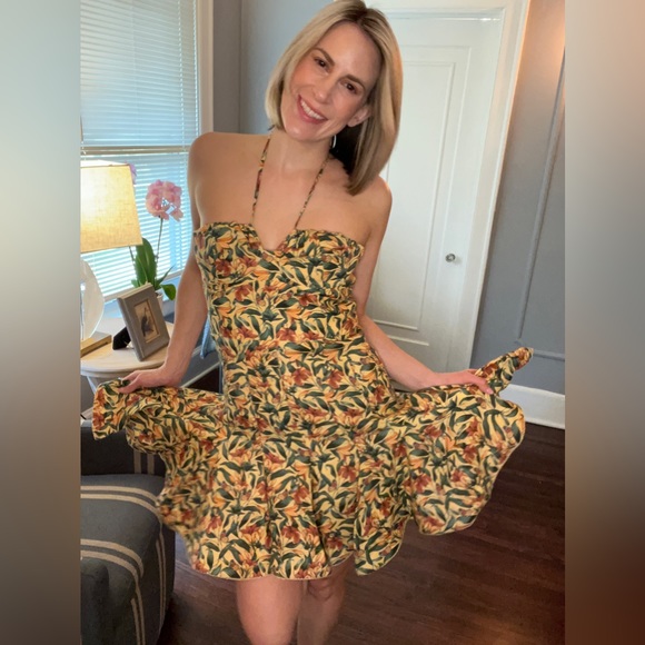 AGUA BY AGUA BENDITA
Anturio Monarca Linen Halter Mini Dress - Picture 6 of 12